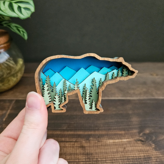 3D Layered Wood Grizzly
