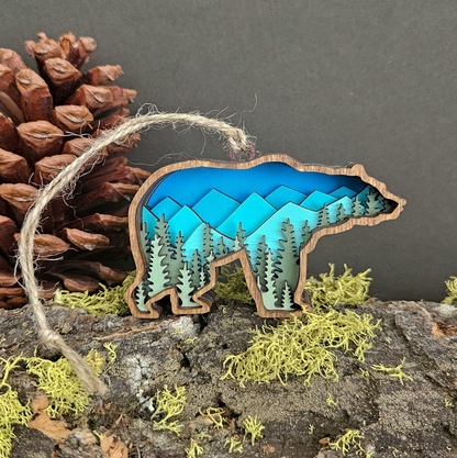3D Layered Wood Grizzly