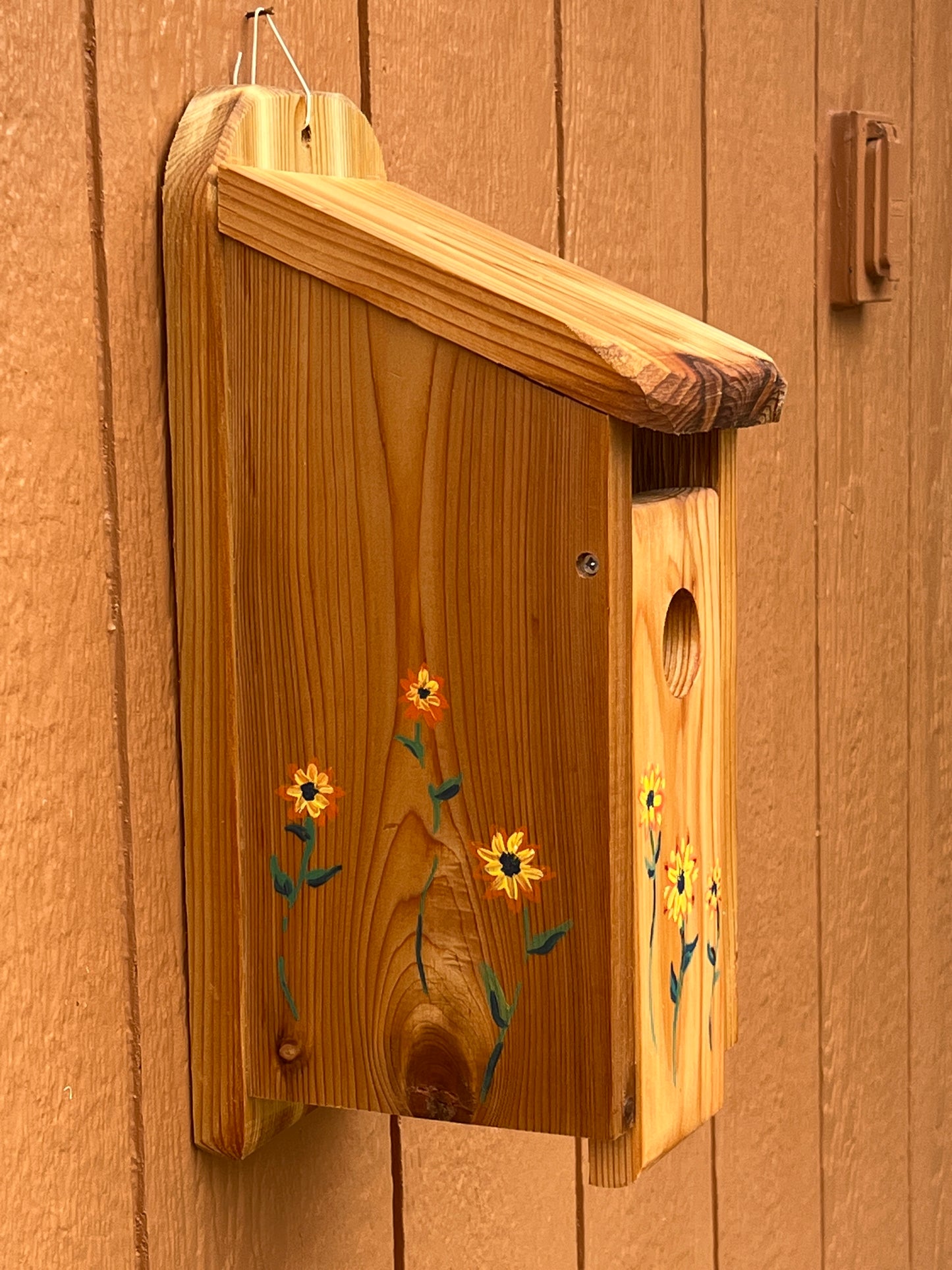 Handmade Cedar Bluebird Box, Flowers Design
