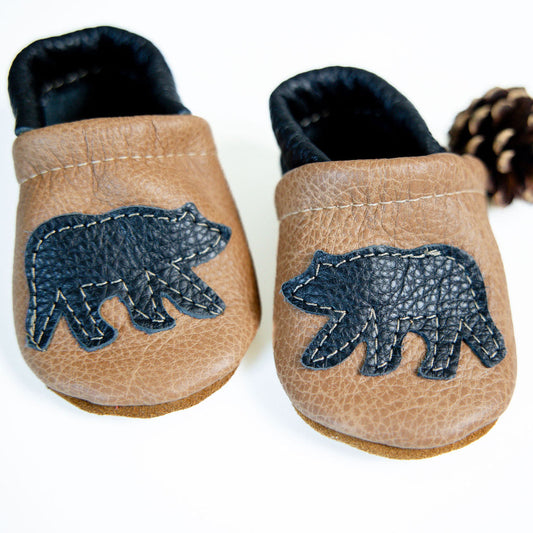 Black Bear Leather Shoes - Size 6