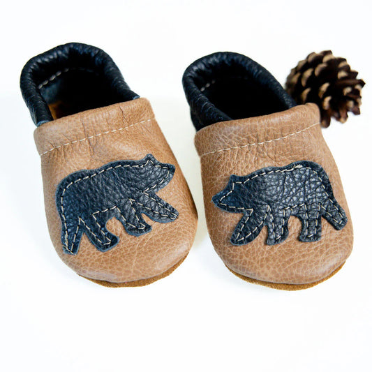 Black Bear Leather Shoes - Size 6