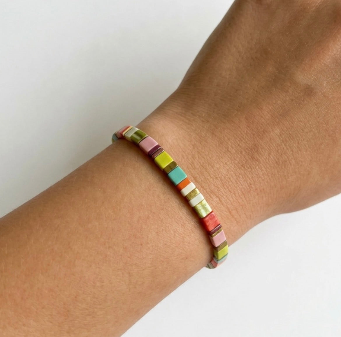 Japanese Glass Miyuki Tila Bead 6.5“ Stretch Bracelet
