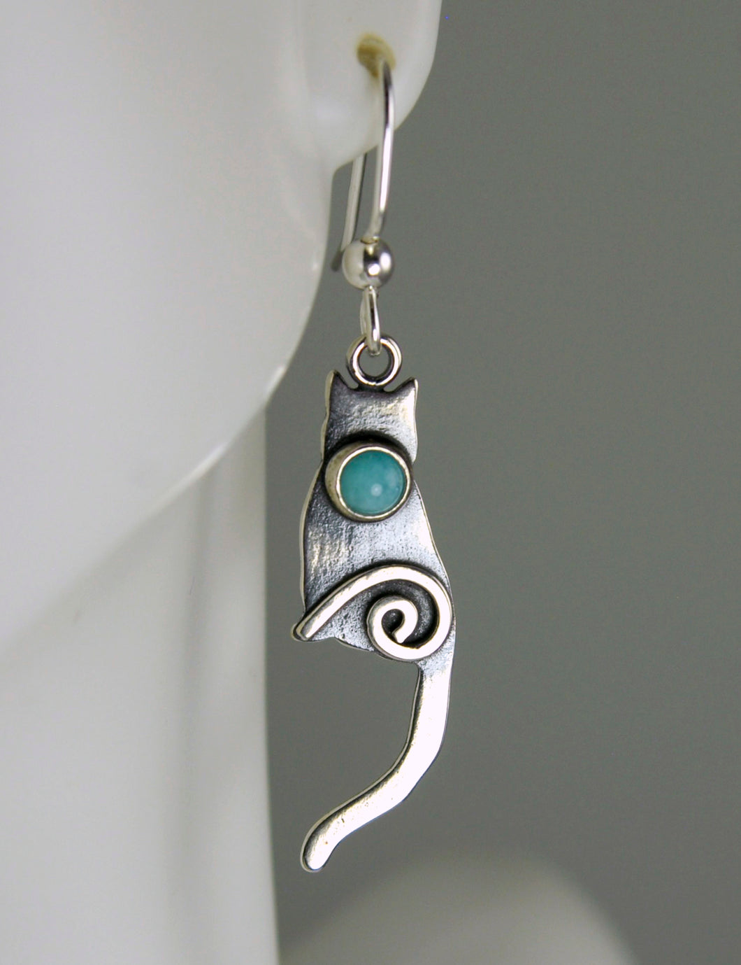 Shiny Sterling Silver Cat Earrings set with Amazonite Cabochons CE2j, Lois Linn Jewelry